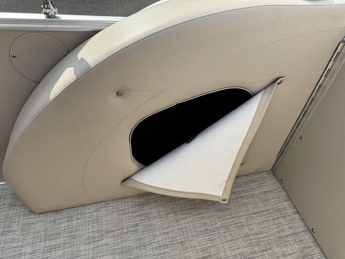 Used 2019 Tahoe Pontoons Cascade 2385 Cruise Pontoon