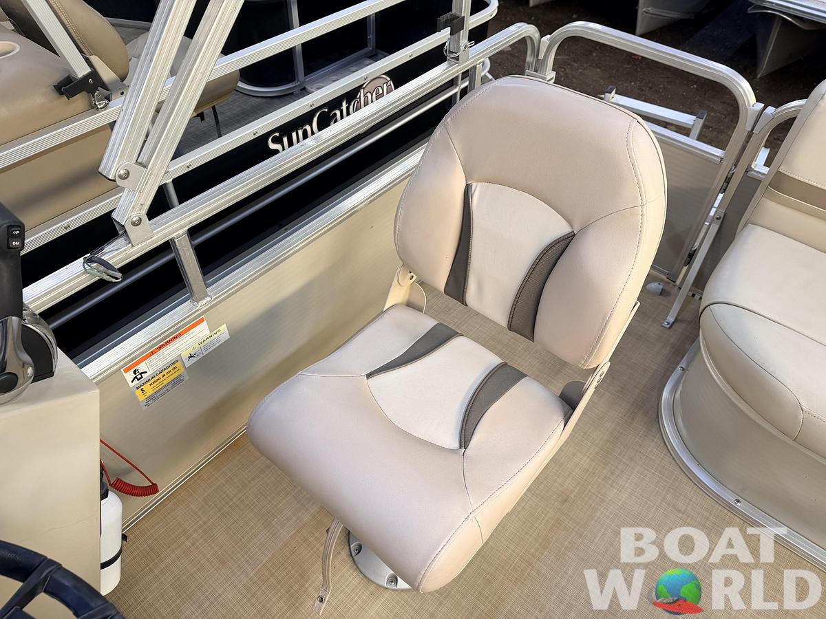 Used 2016 Lowe 162 Fish & Cruise Pontoon