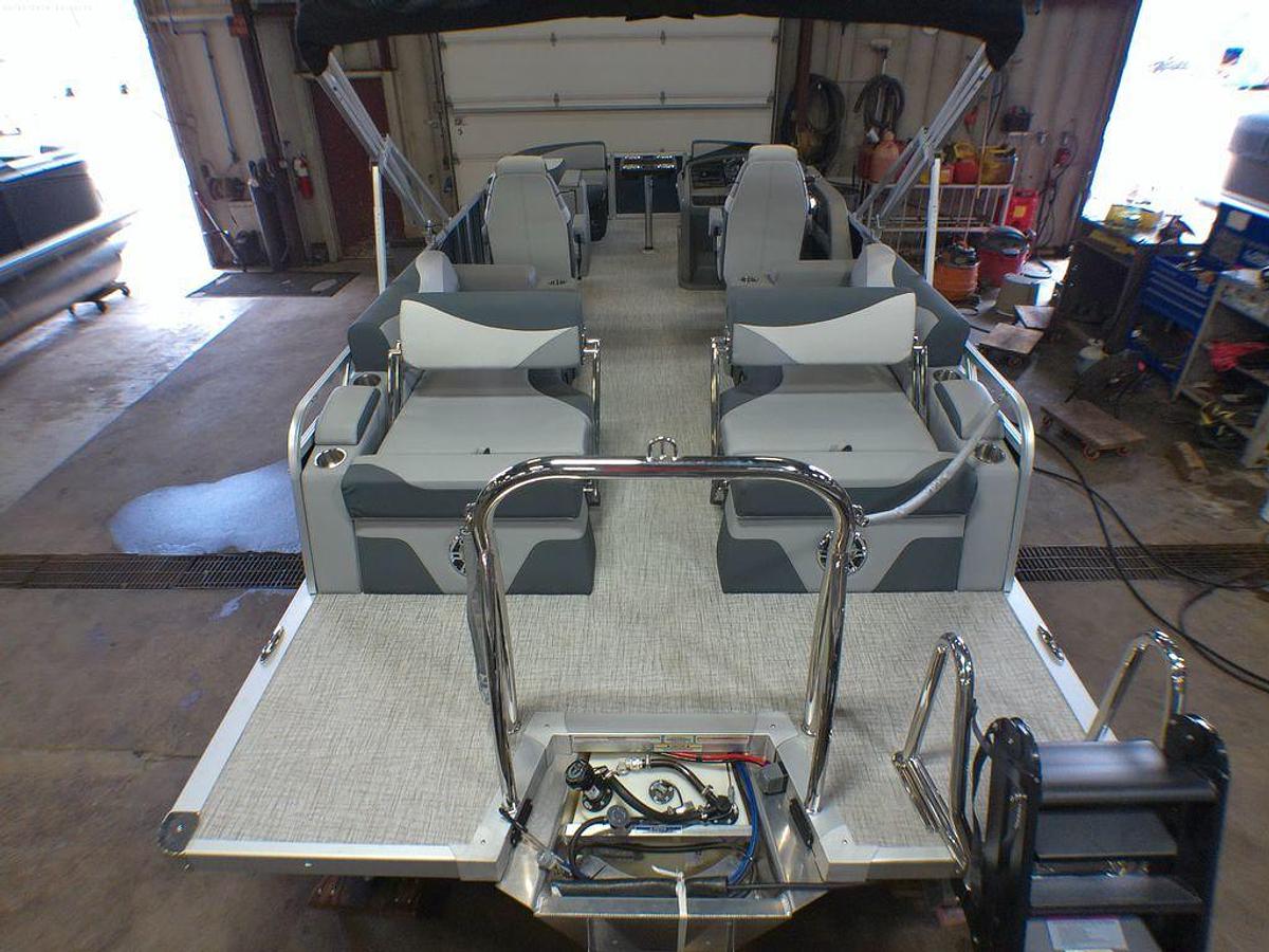2025 Tahoe Pontoons LTZ 2385 Quad Lounge Shift SS & Honda 4-Stroke EFI