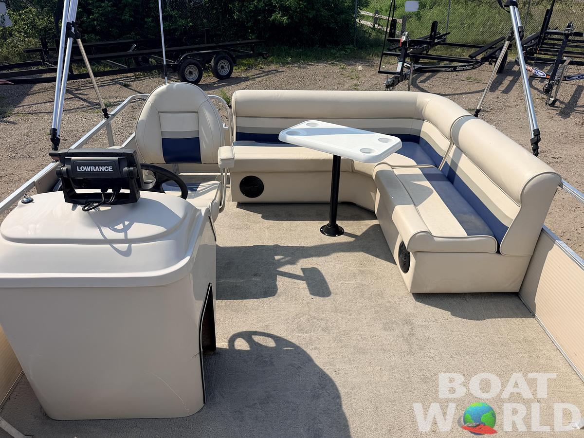 Used 2007 Weeres 200 Cadet & 25HP Mercury 4Stroke -$9,995