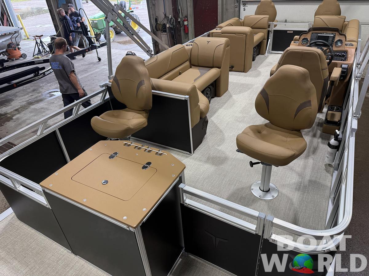 2027 Tahoe Sport Fish & Cruise 23E80 Pontoon $33995