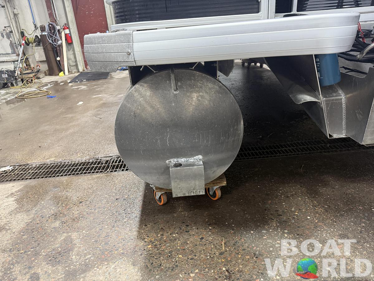 Used 2016 Aqua Patio 20' Cruise Pontoon & 90HP