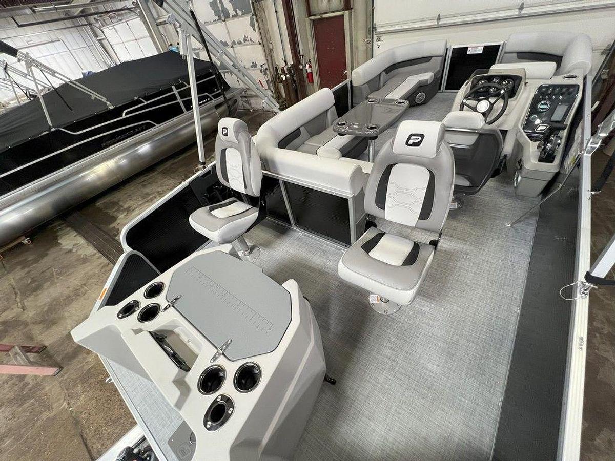 2025 Princecraft 21 Sportfisher 2RS Pontoon & Mercury 4-Stroke EFI