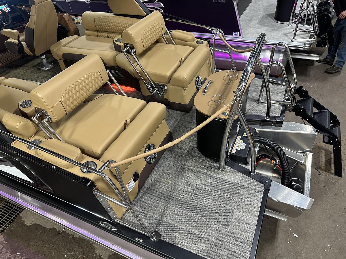 2025 Tahoe Pontoons Grand Tahoe 2585 Quad Lounge Windshield Tritoon & Mercury 400HP V10