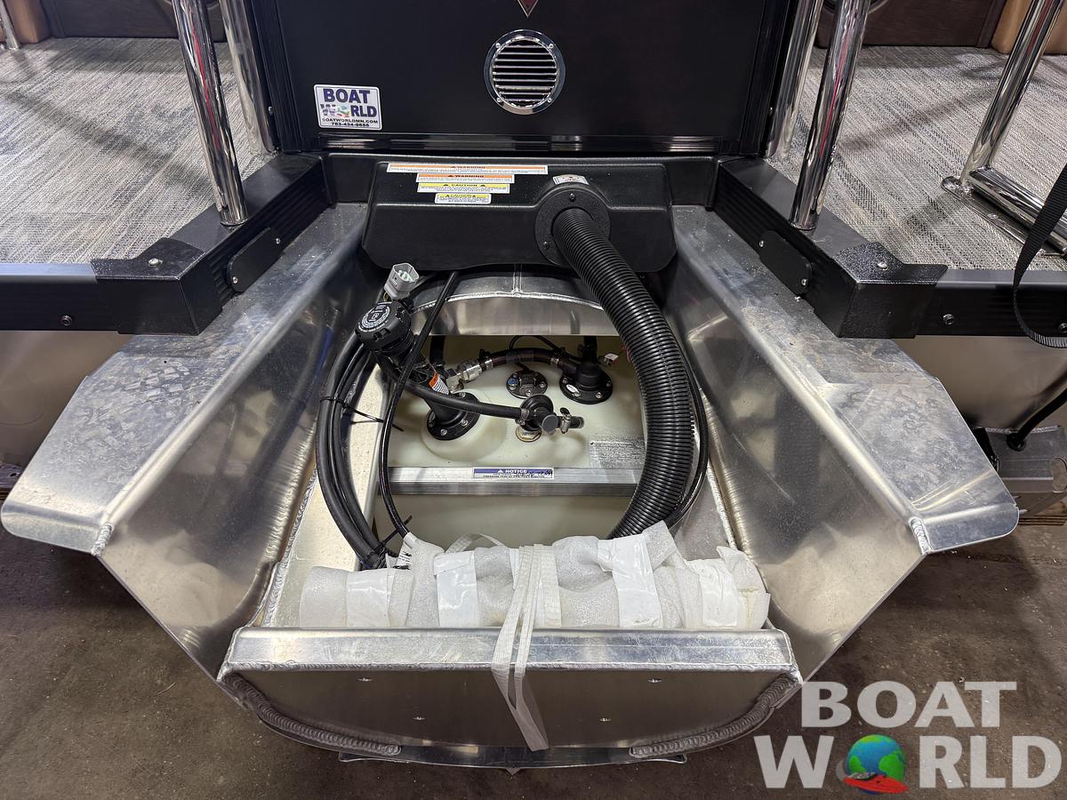 2026 Tahoe Cascade 2385 Quad Lounge Shift SS Tritoon $73995