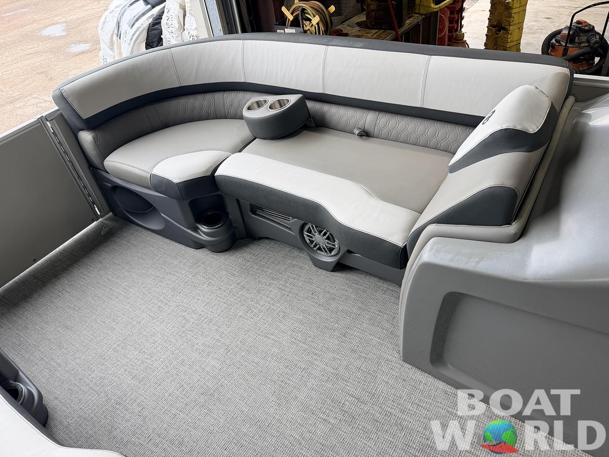 Used 2022 Tahoe Pontoons Cascade 2385 Quad Lounge Tritoon & 200HP Honda 4Stroke -$49,995