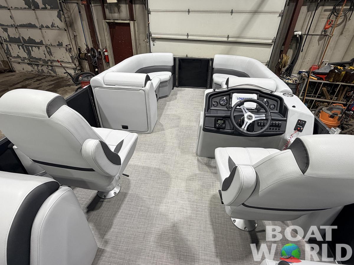 Used 2024 Bentley Pontoons Legacy 223 Navigator Quad Lounge Tri-toon Pontoon & 150HP Honda 4-Stroke EFI