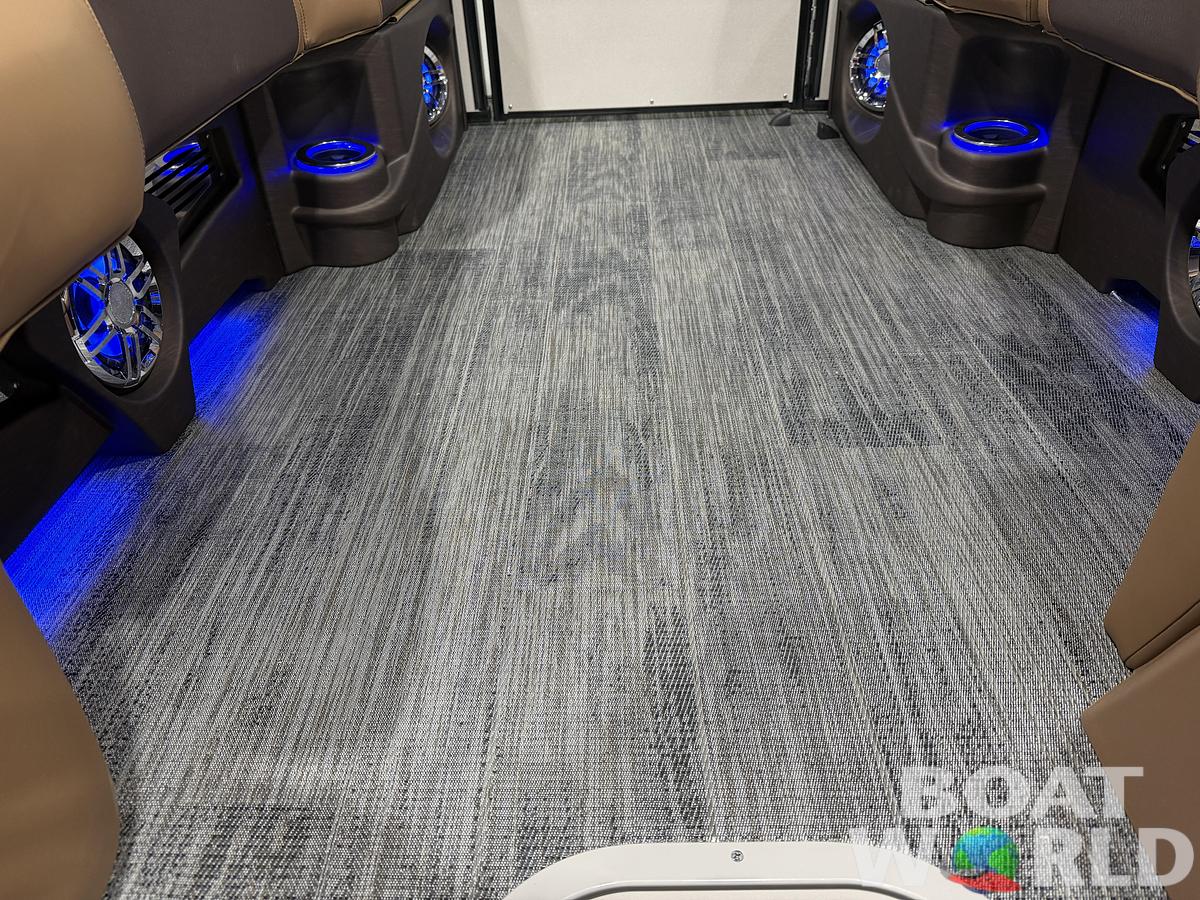 2026 Tahoe Pontoons Cascade 2385 Swingback (VRB) Tritoon 