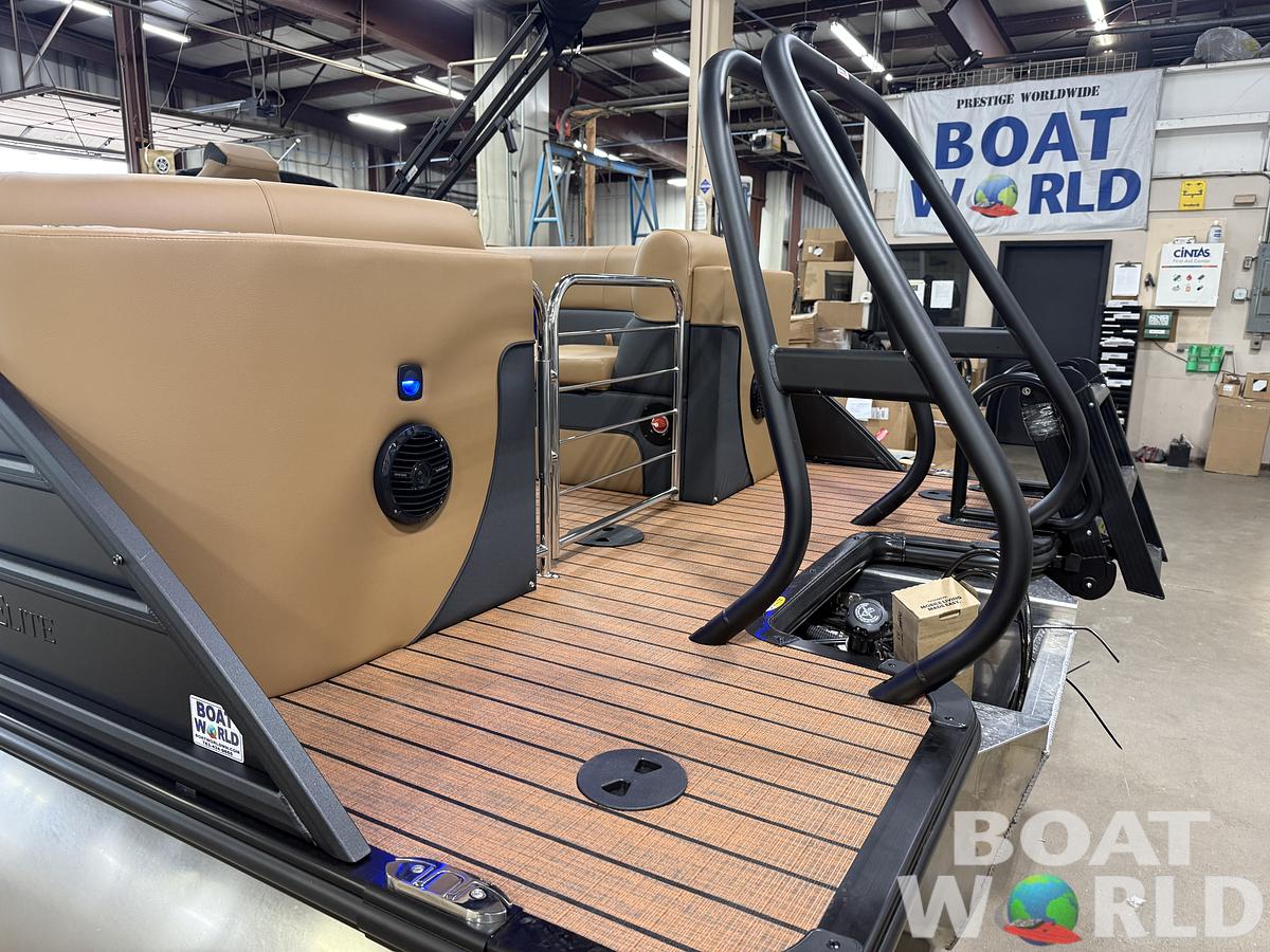 2026 Bentley Pontoons Elite 223 Admiral Quad Lounge Tritoon