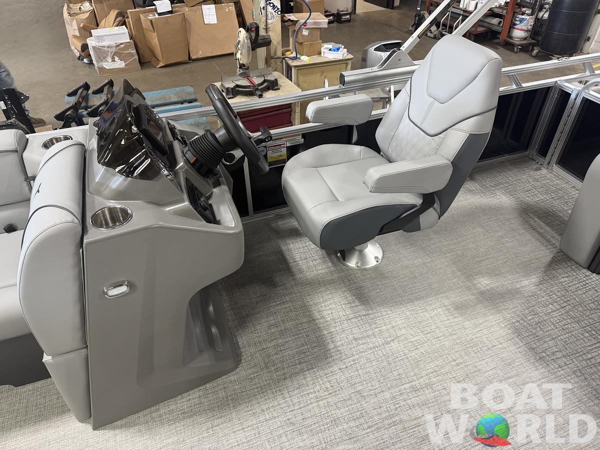 2026 Tahoe Pontoons Sport 2385 Swingback (VRB) & Honda 4-Stroke EFI