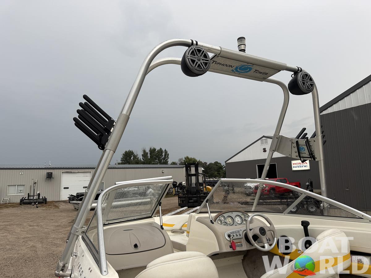 Used 2004 Maxum 1800 SR3 Runabout