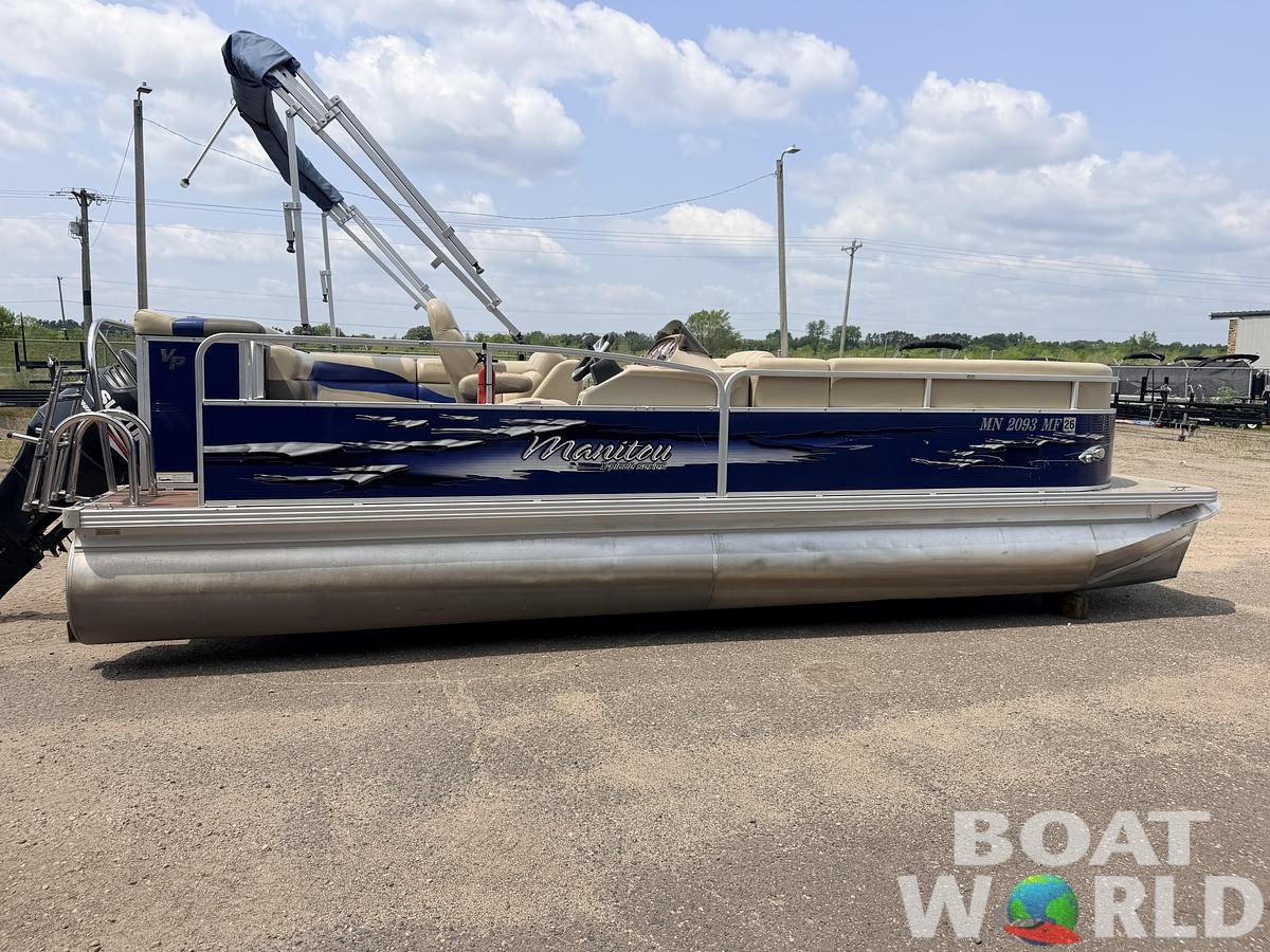 Used 2013 Manitou 220 Xplode VP Tritoon & 150HP Yamaha 4Stroke -$29,995