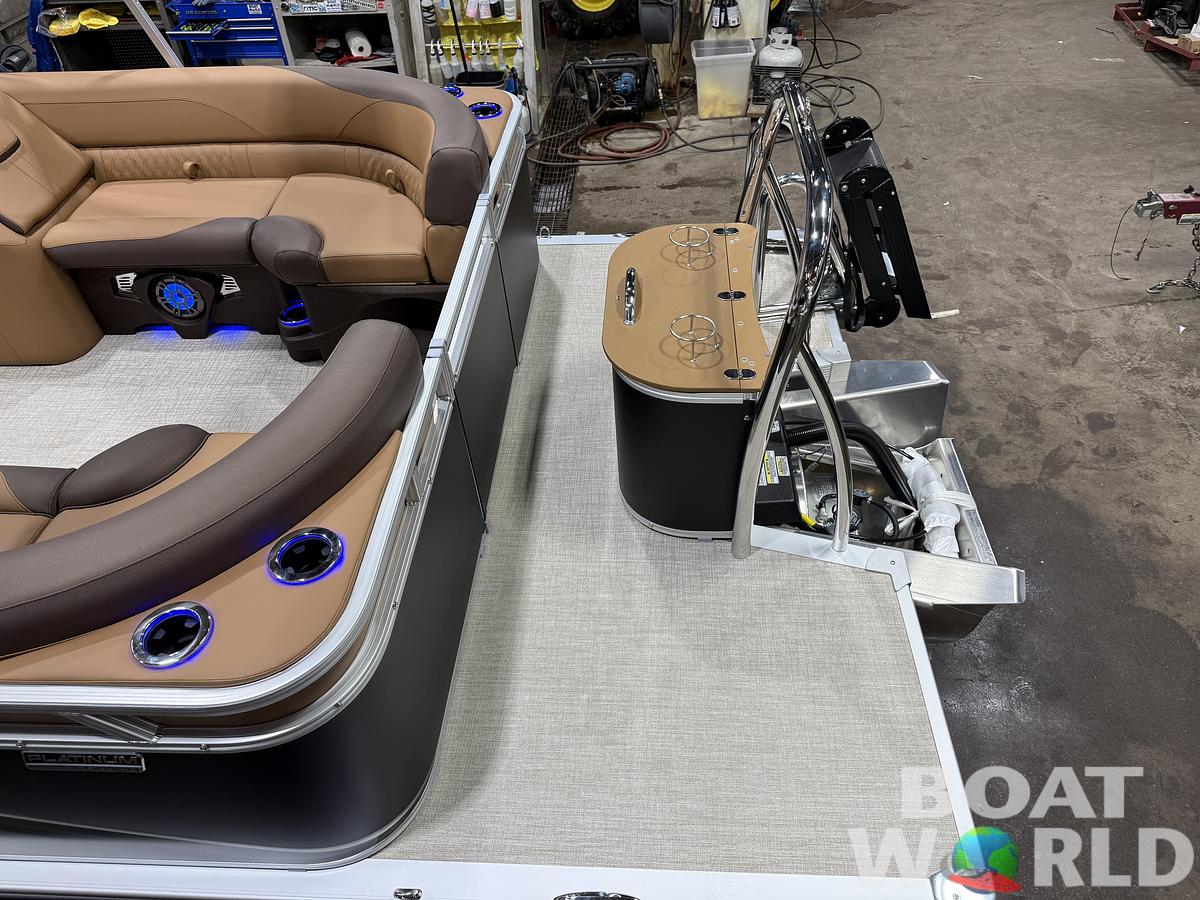 2026 Tahoe Pontoons LTZ 2385 Quad Lounge Tritoon