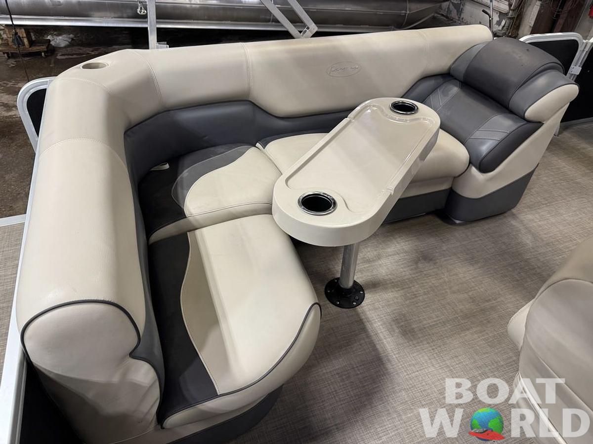 Used 2018 Premier SunSpree 220 DL Pontoon