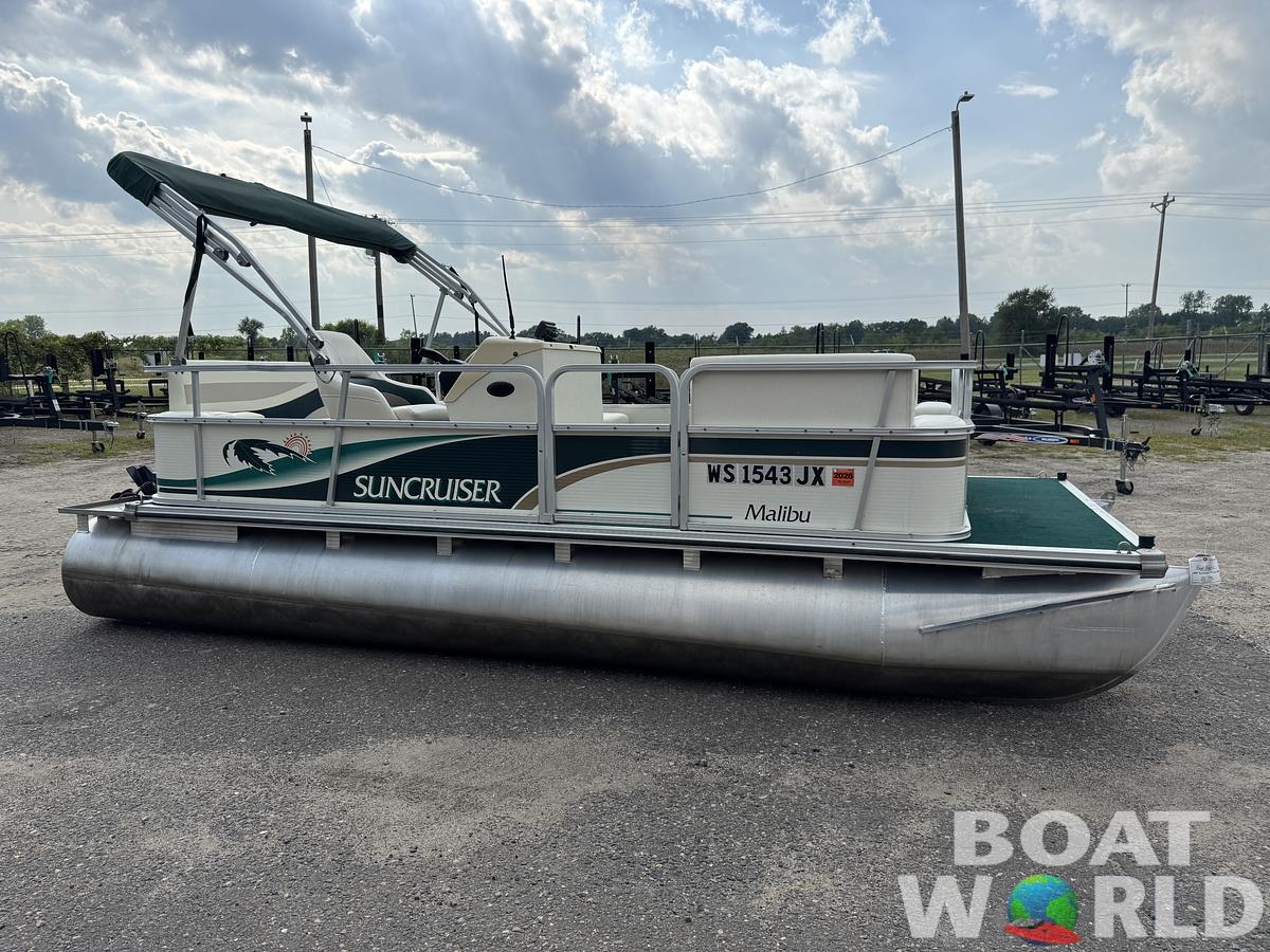 Used 1999 Lowe Suncruiser Malibu 180