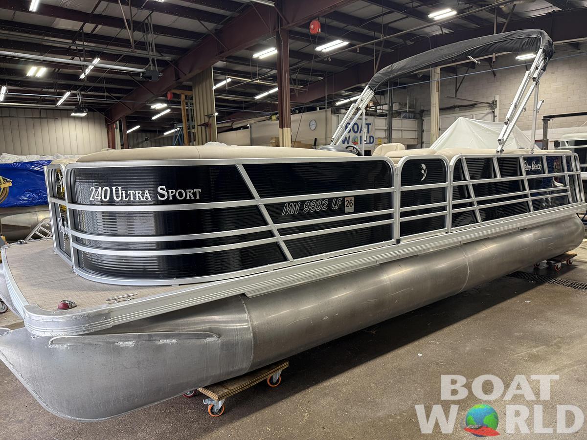 Used 2015 Palm Beach Ultra 240 Cruise & 115HP