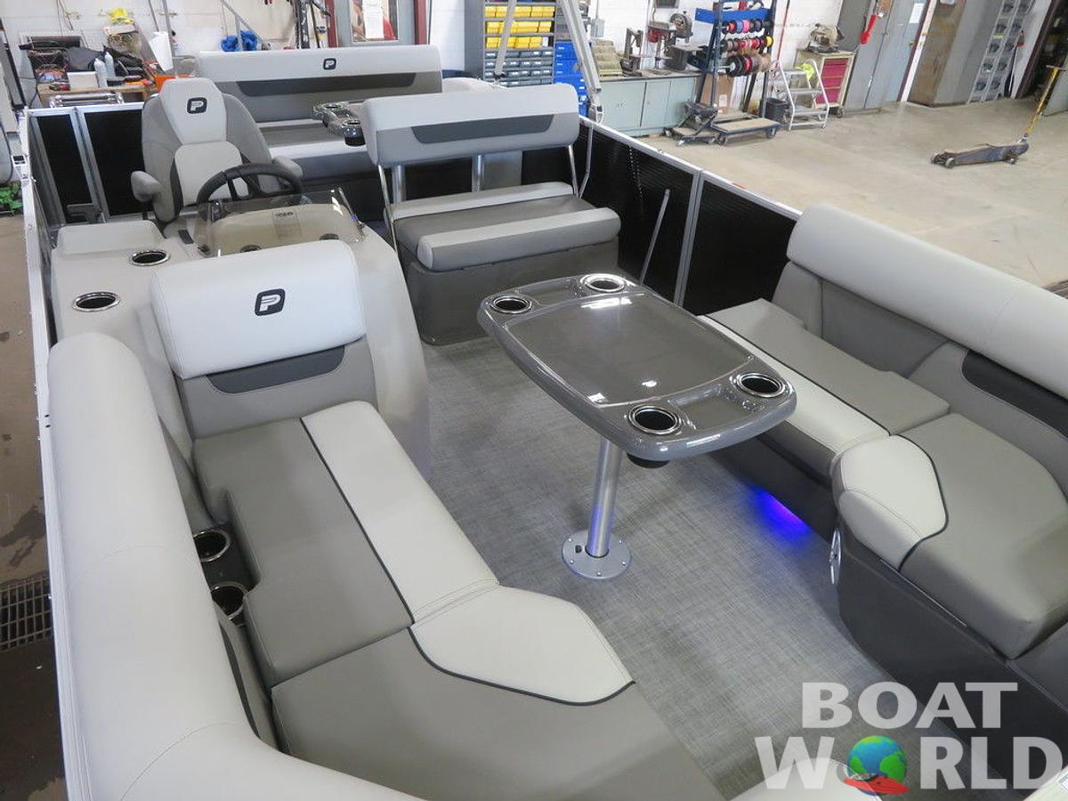 2025 Princecraft Vectra 21 RL Swingback Dinette Pontoon & Mercury 4-Stroke EFI