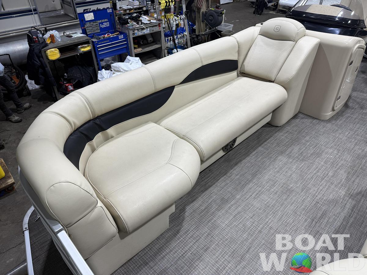 Used 2016 Aqua Patio 20' Cruise Pontoon & 90HP