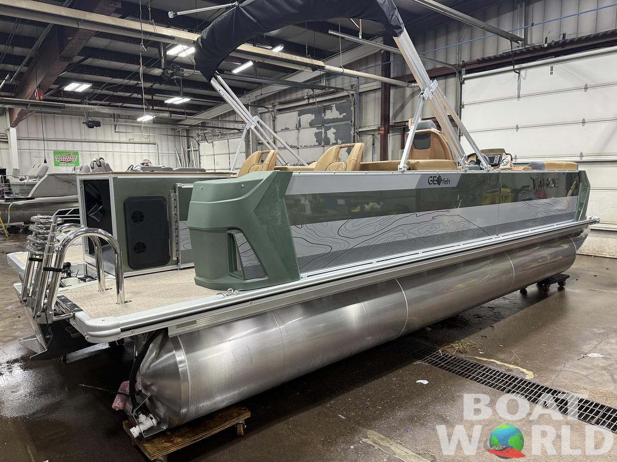 2026 Tahoe Pontoons GEOfish 2385 Rear Fish