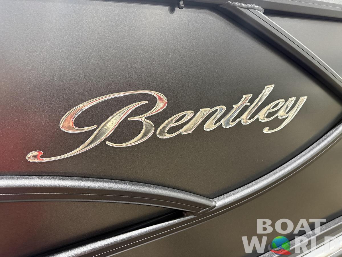 2027 Bentley Legacy 220 Navigator Quad Lounge Pontoon $42995