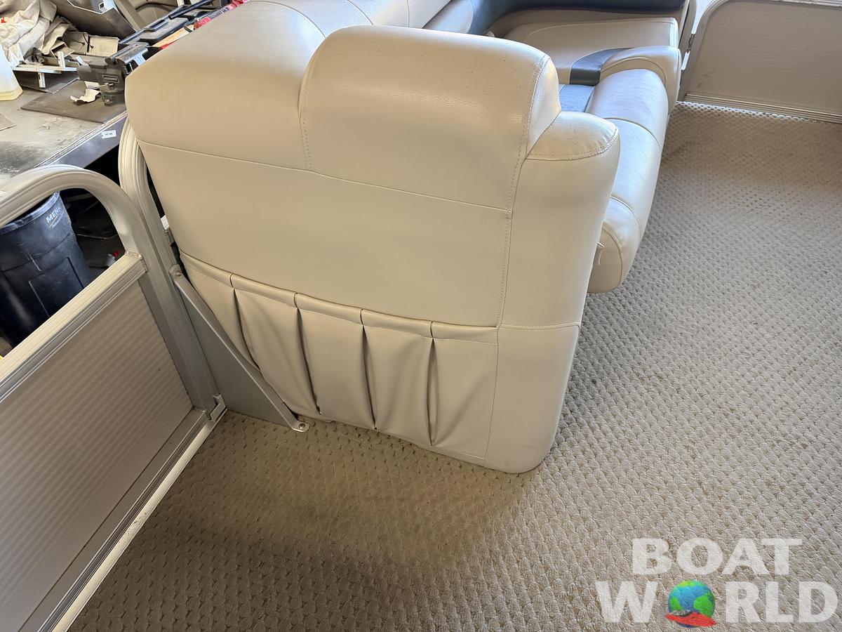 Used 2007 Princecraft  20 Versailles Pontoon & 60HP Mercury 4Stroke - $14,995