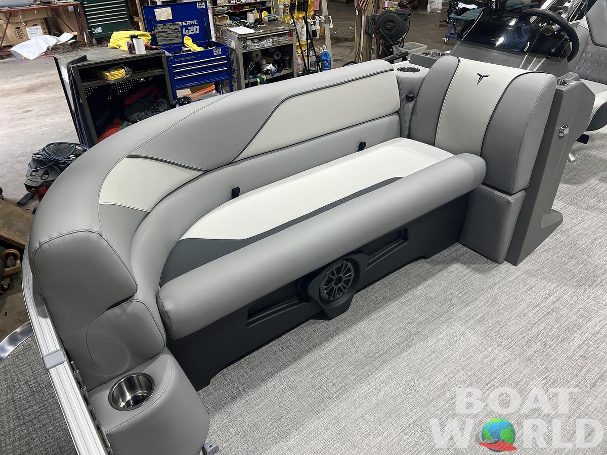 2026 Tahoe Pontoons Sport 2385 Rear Fish & Honda 4-Stroke EFI