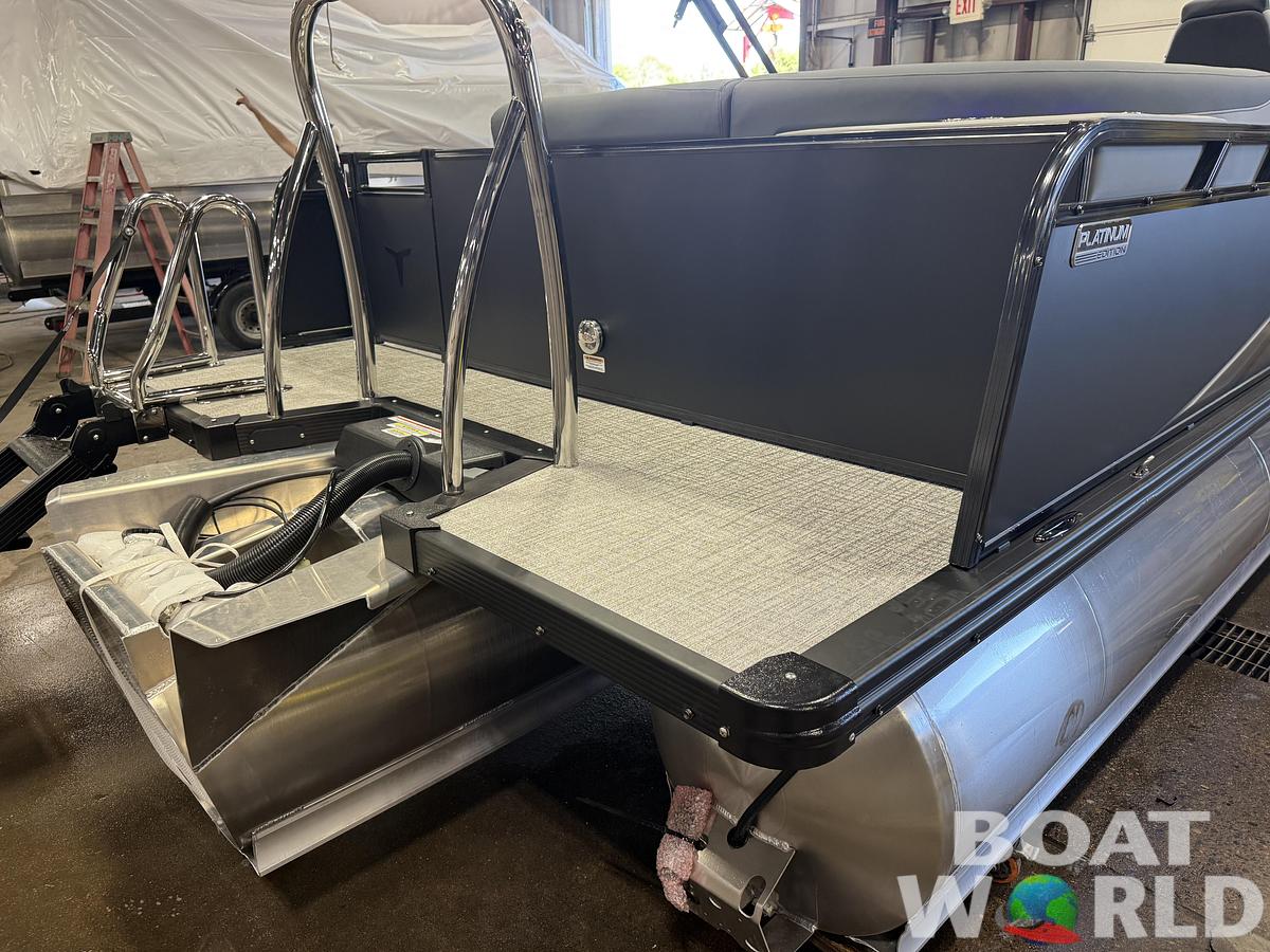 2027 Tahoe LTZ 2585 Elite Cruise Tritoon 300HP $69995