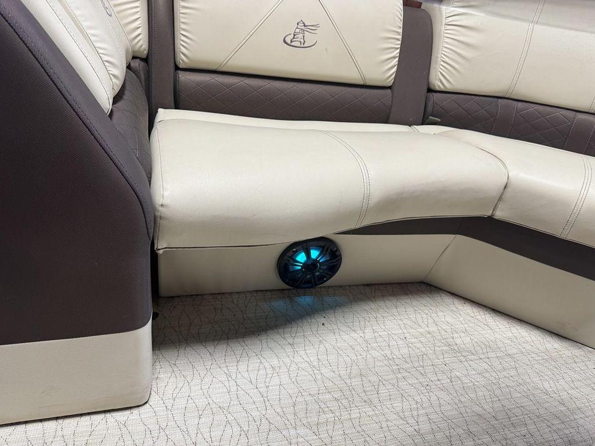 Used 2018 Misty Harbor Boats Skye SR S-2385SE Pontoon