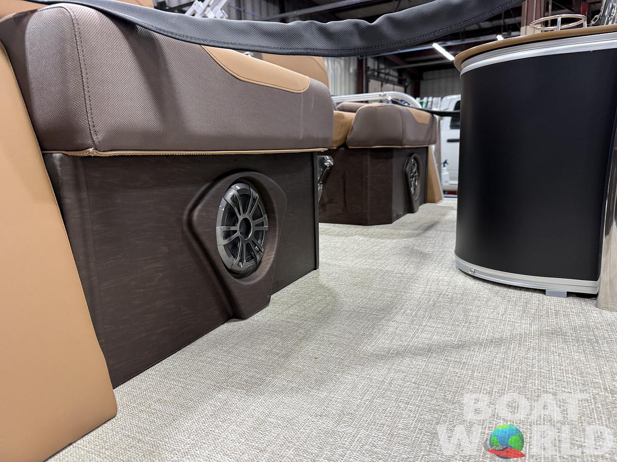 2026 Tahoe Pontoons LTZ 2385 Quad Lounge Shift SS Tritoon 