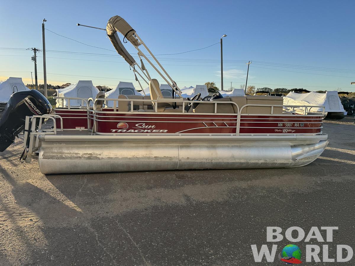 Used 2020 Sun Tracker Fishin Barge 20 DLX Pontoon