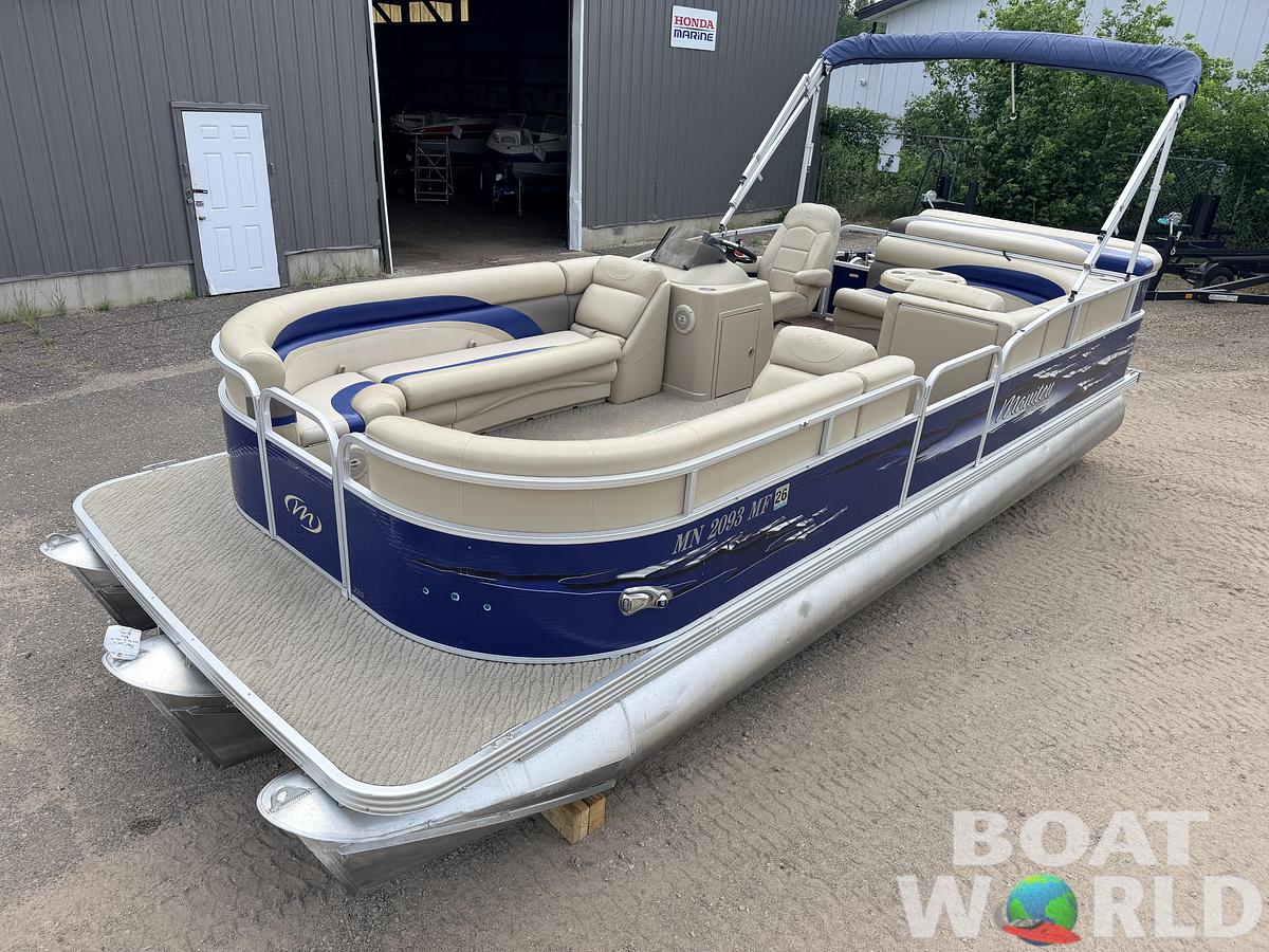 Used 2013 Manitou 220 Xplode VP Tritoon & 150HP Yamaha 4Stroke -$29,995