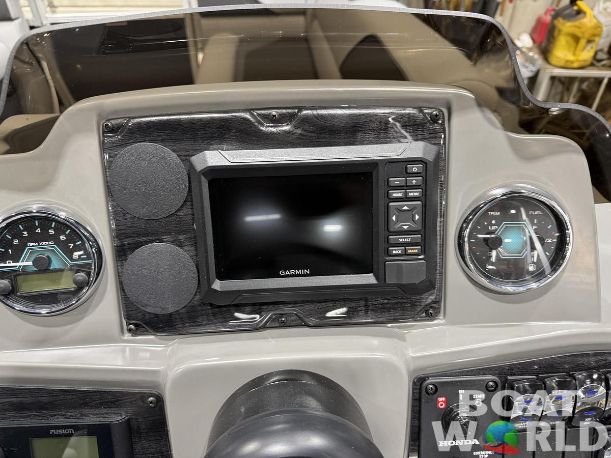 2026 Tahoe Sport Rear Fish 2180 & 4-Stroke $31995