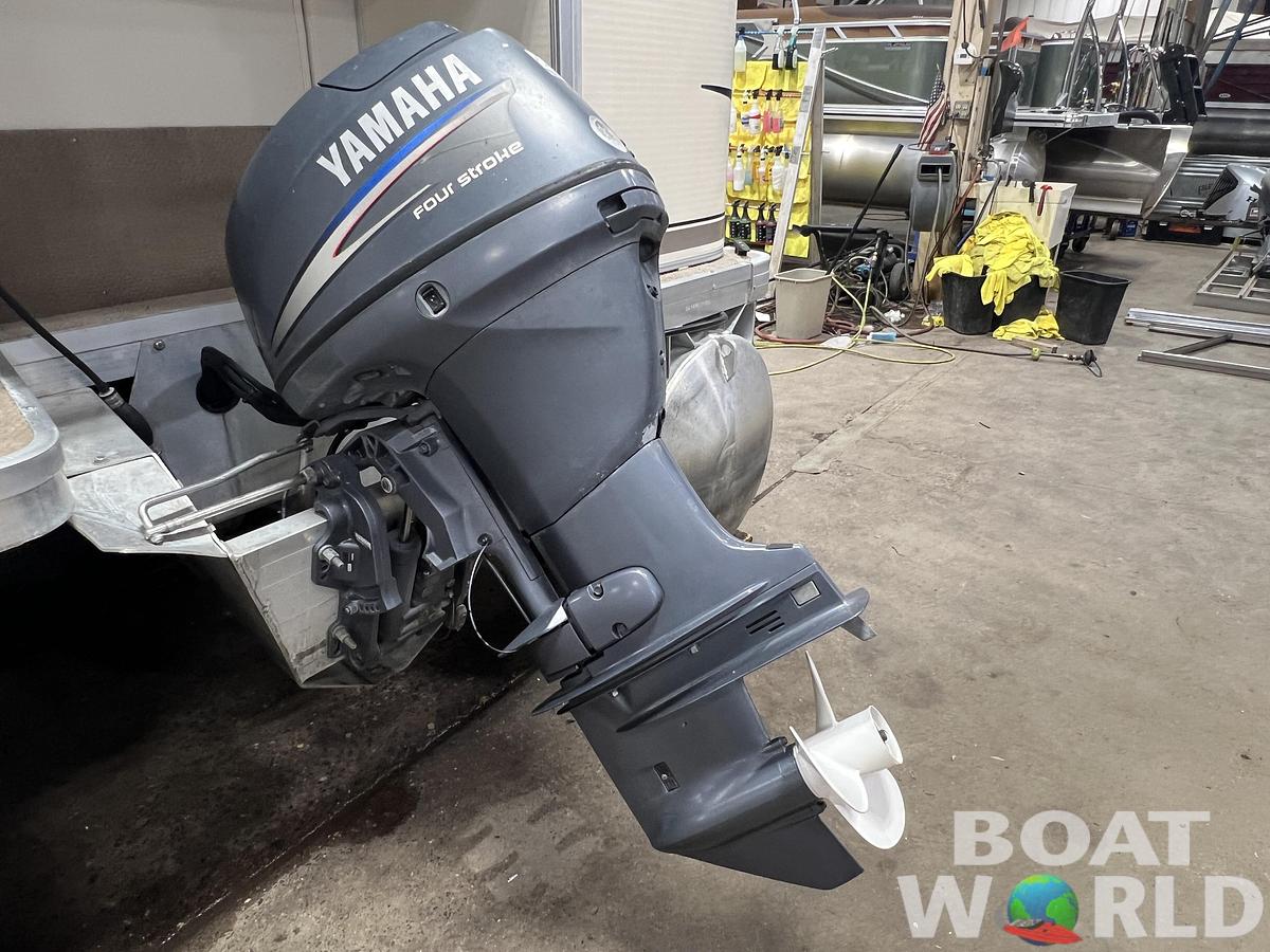 Used 2005 Sweetwater Tuscany 2286 & 40HP Yamaha 4Stroke -$12,995