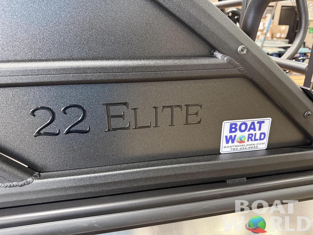 2027 Bentley Elite 223 Lounge Swingback Tritoon $66,995