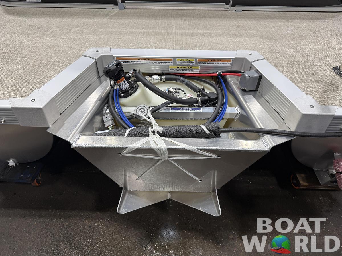 2026 Tahoe Pontoons LTZ 2385 Quad Lounge 