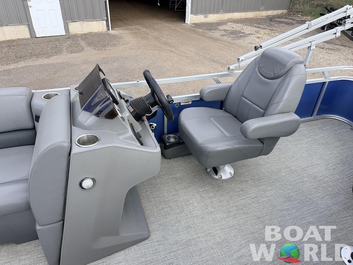 Used 2022 Tahoe Sport 2080 CRB & 100HP Honda 4Stroke -$29,995