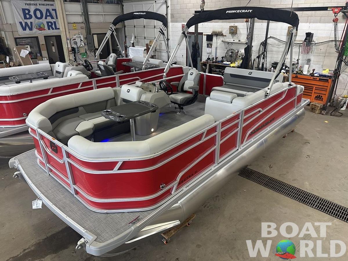 2025 Princecraft Vectra 21 RL Swingback Lounge Pontoon & Mercury 4-Stroke EFI
