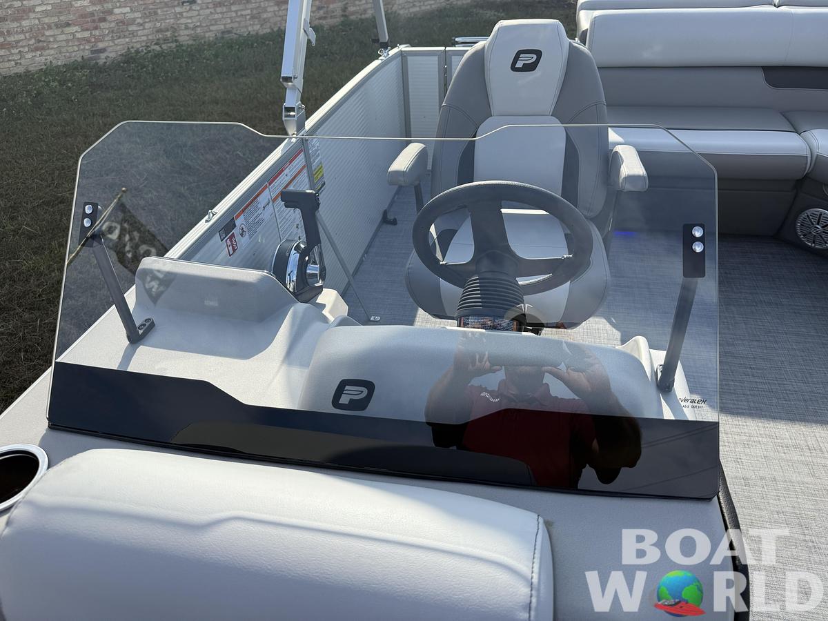 2026 Princecraft Vectra 21 Cruise Lounge Pontoon & Mercury 4-Stroke EFI