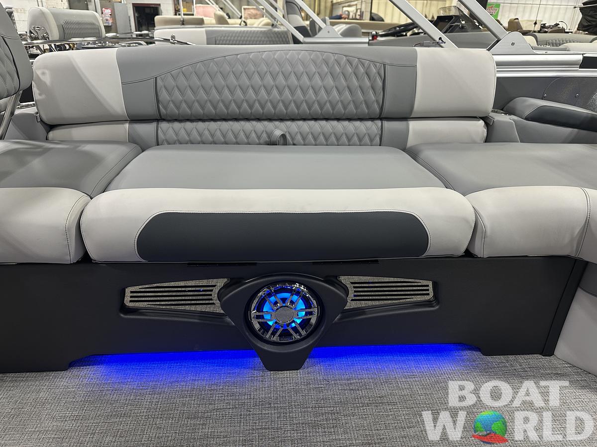 2025 Tahoe Pontoons Cascade 2385 Quad Lounge Shift Flip & Honda 4-Stroke EFI