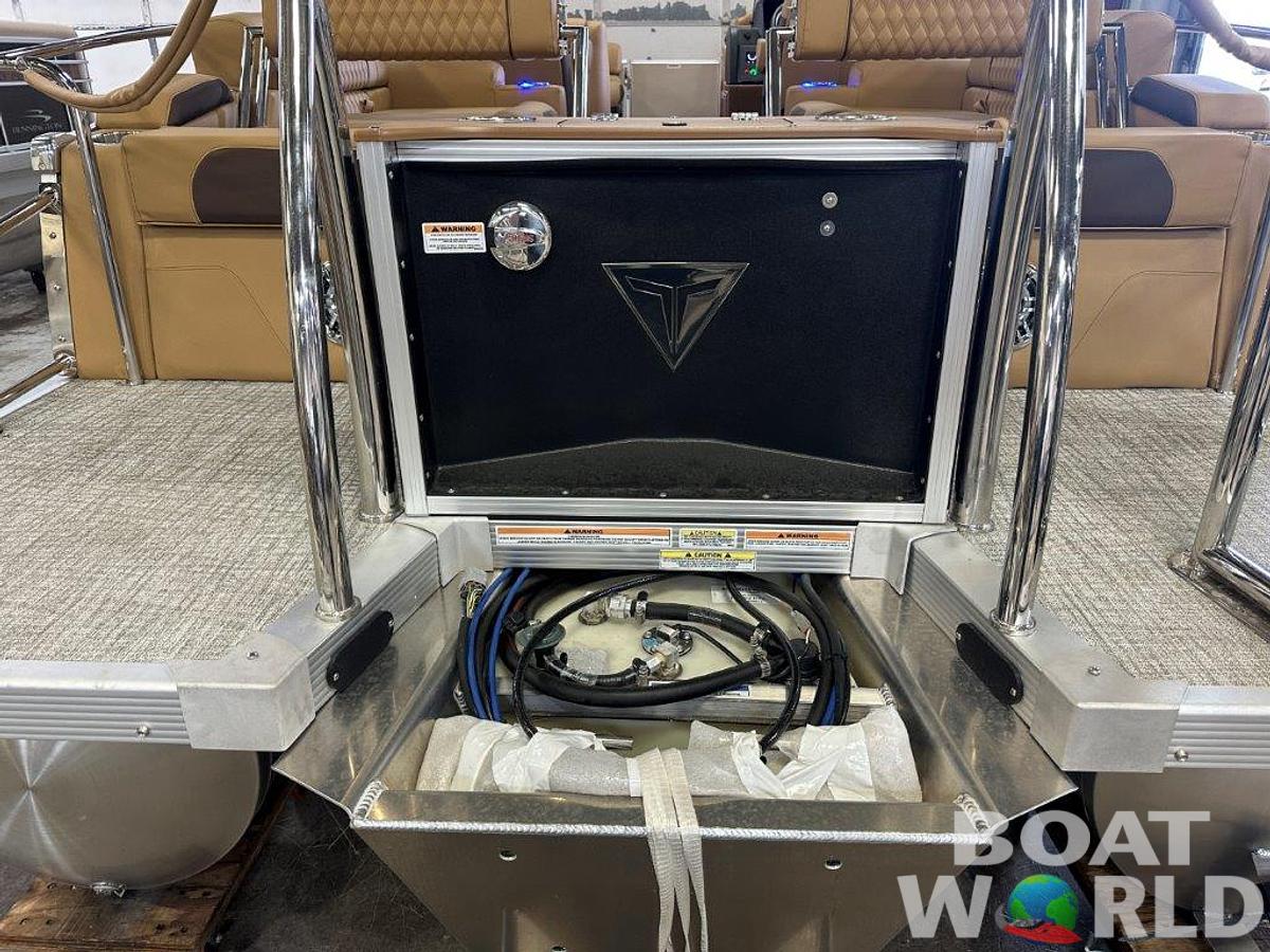 2025 Tahoe Pontoons Cascade 2385 Quad Lounge Shift SS & Honda 4-Stroke EFI