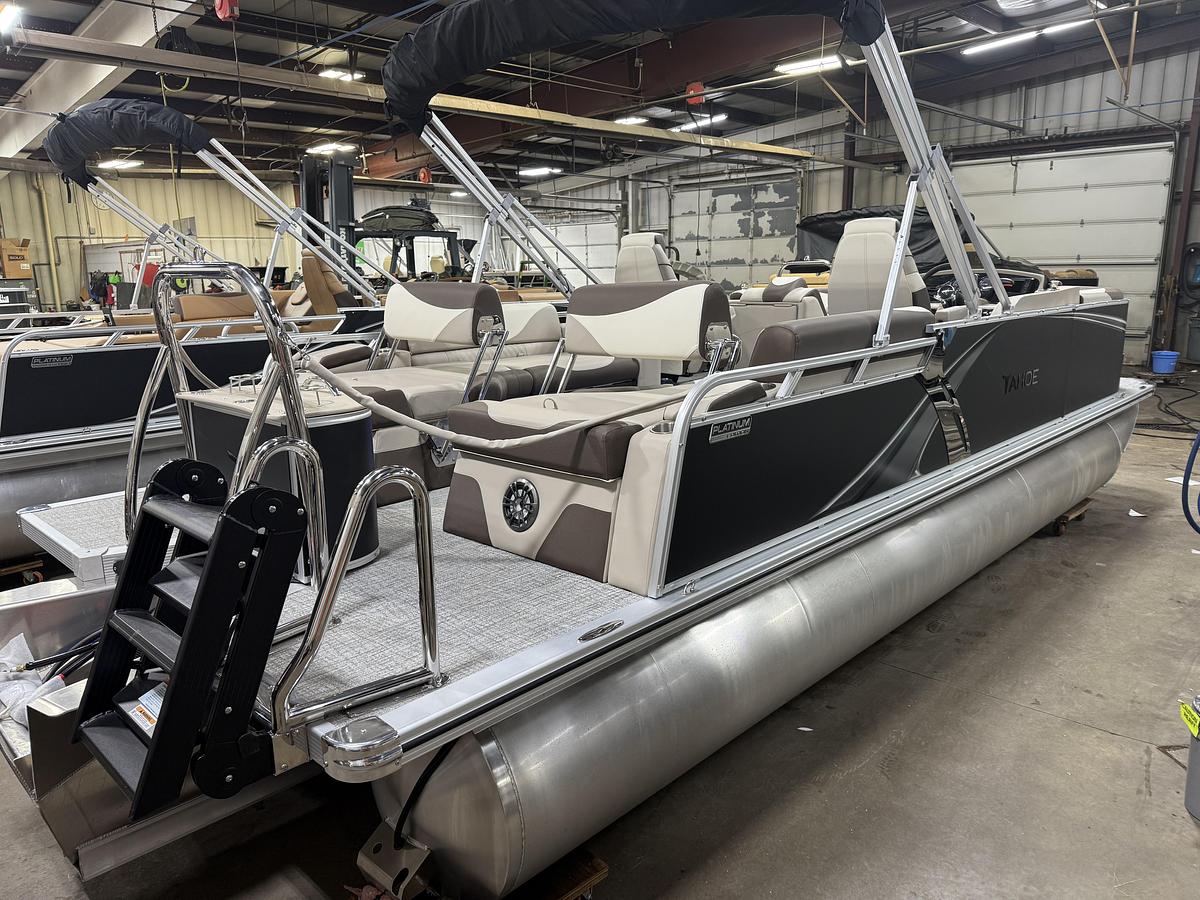 2025 Tahoe Pontoons LTZ 2385 Quad Lounge Shift SS Tritoon & Honda 4-Stroke EFI