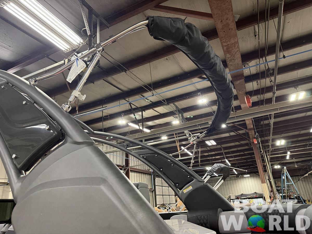 2026 Tahoe Pontoons Grand Tahoe 2585 Elite Windshield Tritoon & Mercury 400HP V10