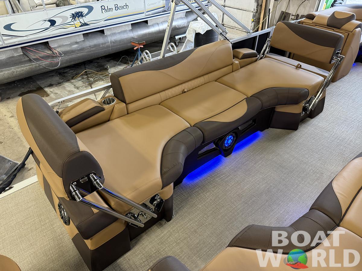 2025 Tahoe Pontoons LTZ 2385 Quad Lounge Shift Flip Tritoon & Honda 4-Stroke EFI