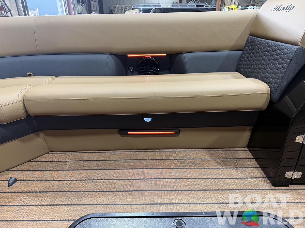 2027 Bentley 350HP ELITE 253 Swingback Tritoon $89995