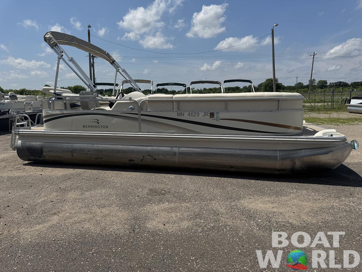 Used 2004 Bennington 2250 RL