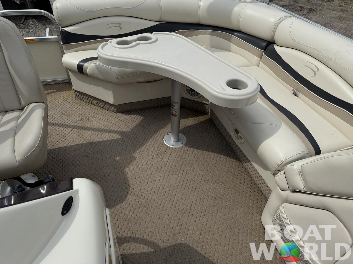 Used 2004 Bennington 2250 RL