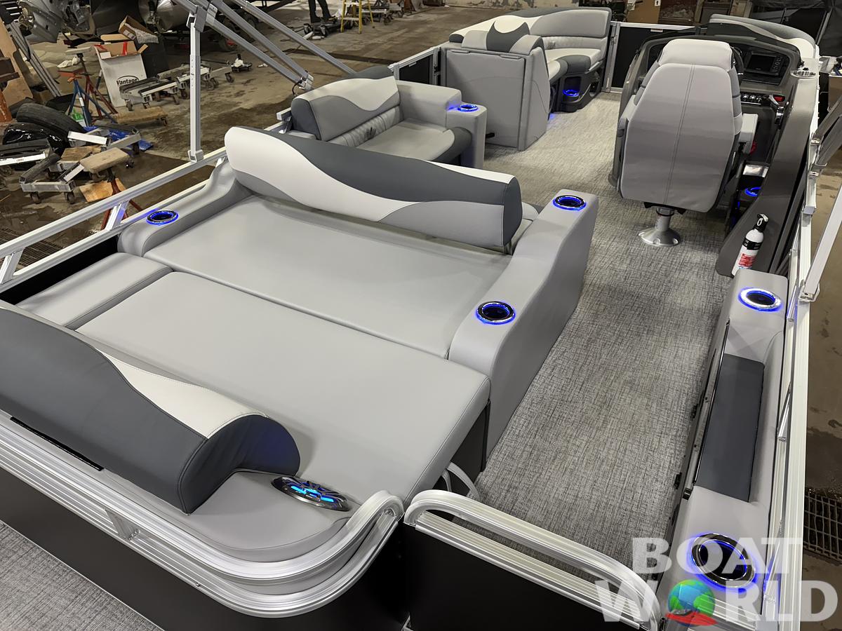 2025 Tahoe Pontoons LTZ 2385 Swingback (VRL) Tritoon & Honda 4-Stroke EFI