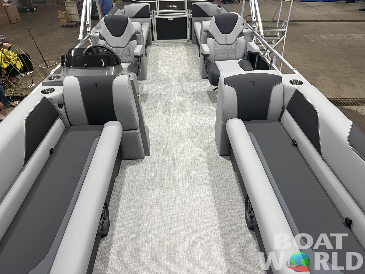 2027 Tahoe Sport 2380 Quad Lounge & 4-Stroke $32995