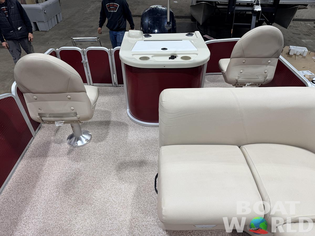 Used 2016 Weeres 200 Allure Fish Pontoon