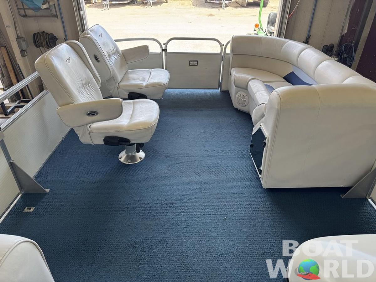 Used 2006 Weeres SunDeck 220 Pontoon